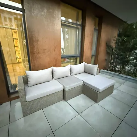 The Giraffe's Apartament *